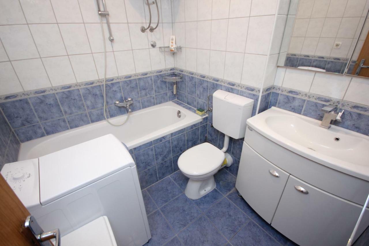 Apartment Karlo Near The Most Beautiful Beach Znjan Split Buitenkant foto